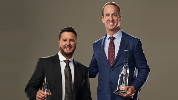 CMA Awards 2023 Luke Bryan Peyton Manning