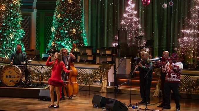 CMA Country Christmas, ABC